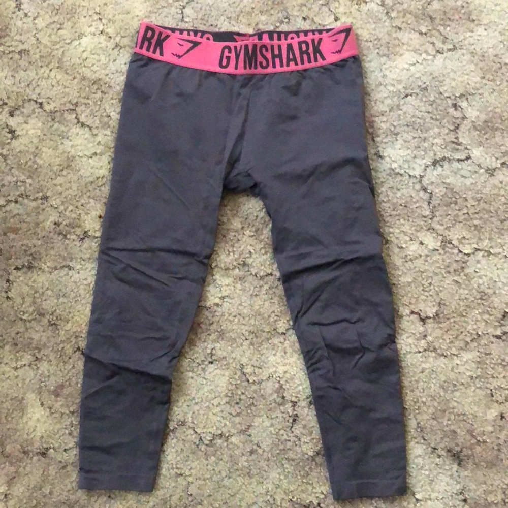 Gym shark leggings (Capri)